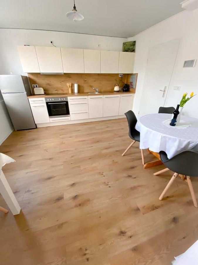 Schoene Aussicht, Wallbox, 70Qm, Kontaktloser Check-In Eisenach Buitenkant foto